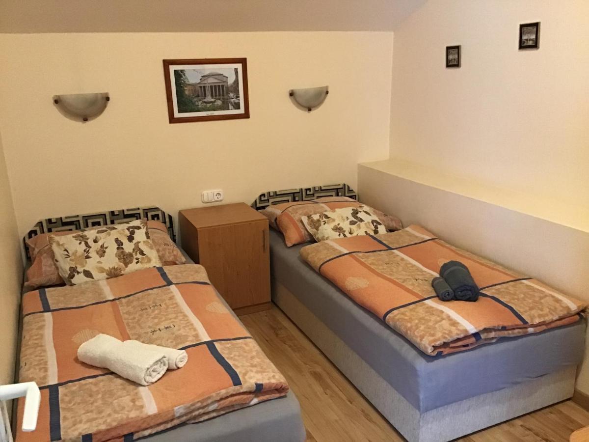 Dravecz Apartman Балатонлелле Экстерьер фото