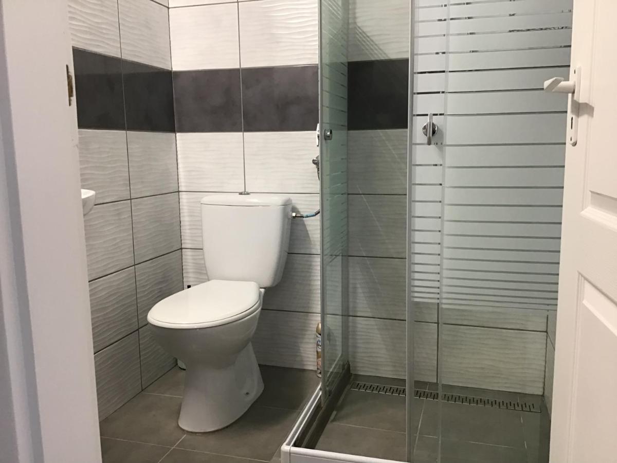 Dravecz Apartman Балатонлелле Экстерьер фото